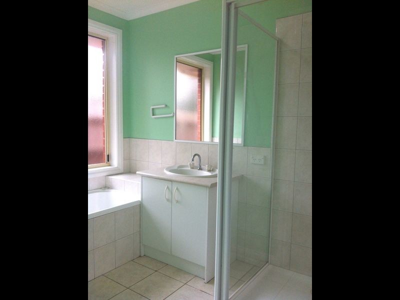 10 Suaad Court, Cranbourne West VIC 3977