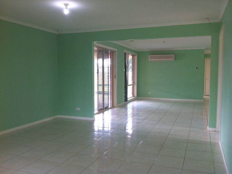 10 Suaad Court, Cranbourne West VIC 3977