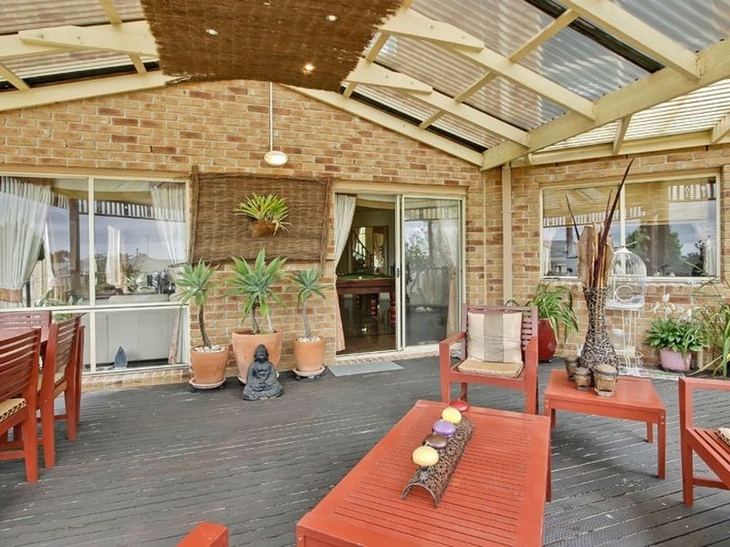 7 Tivoli Gardens, Rowville VIC 3178