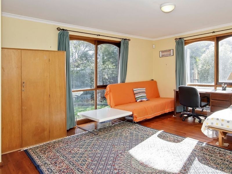 10 Eyre Close, Rowville VIC 3178