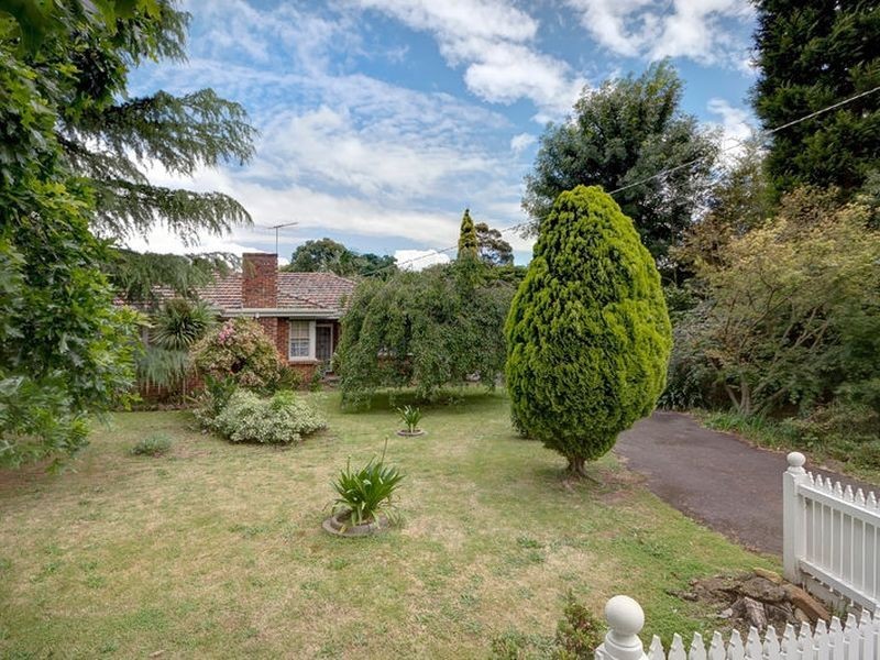 49 Norma Crescent, Knoxfield VIC 3180