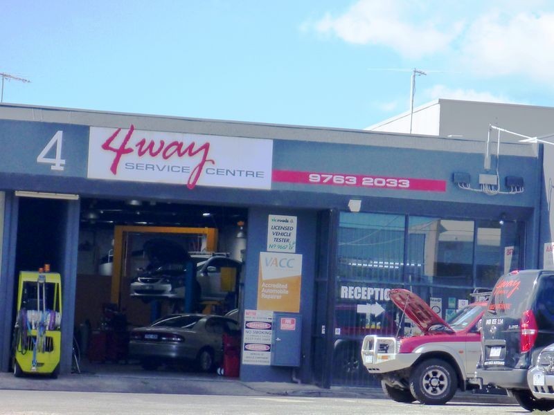 2/4 Macro Court, Rowville VIC 3178