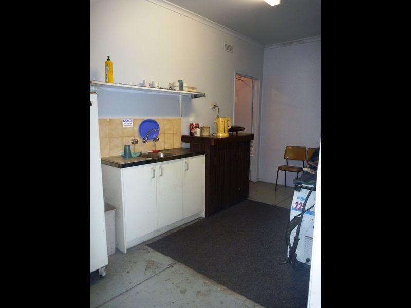 2/4 Macro Court, Rowville VIC 3178