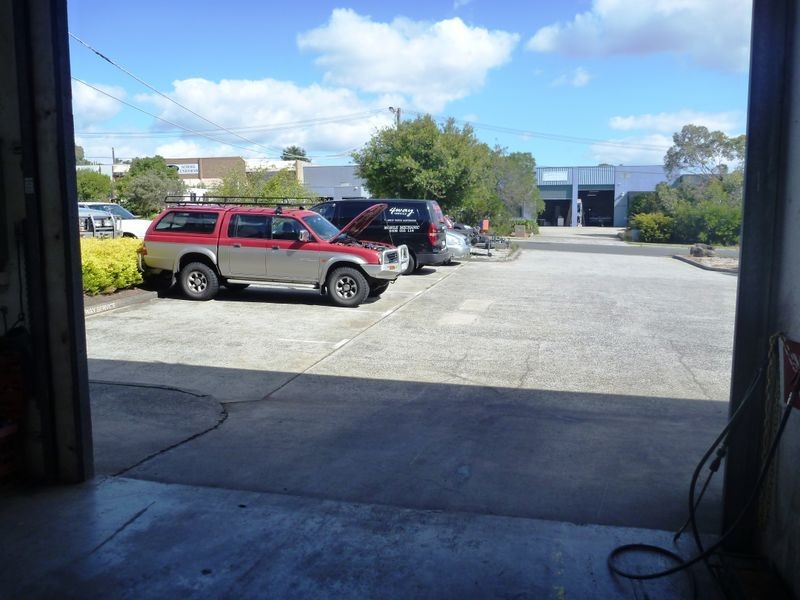 2/4 Macro Court, Rowville VIC 3178