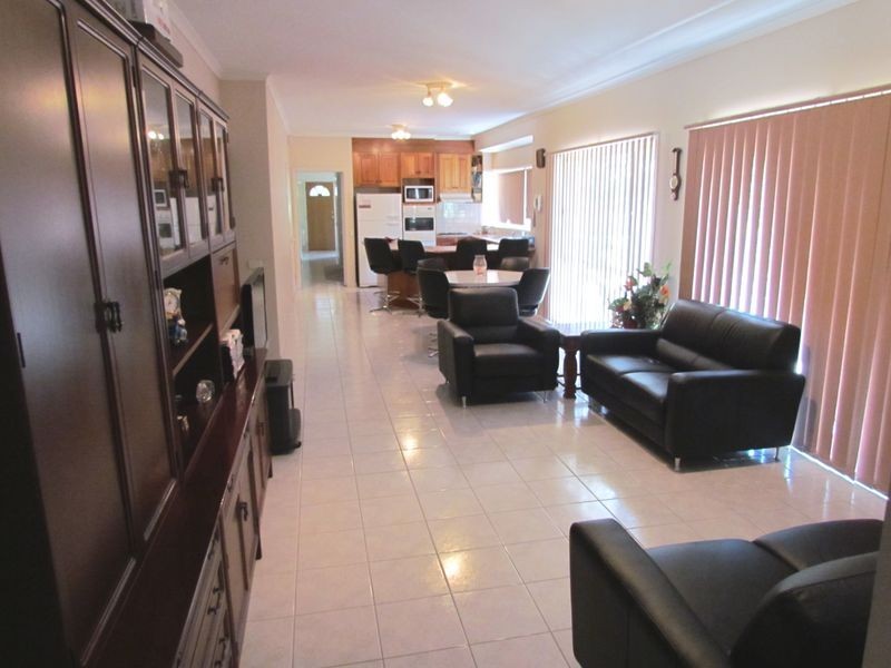 18 Erie Avenue, Rowville VIC 3178