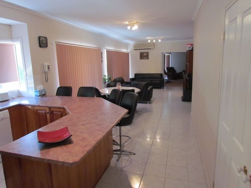 18 Erie Avenue, Rowville VIC 3178