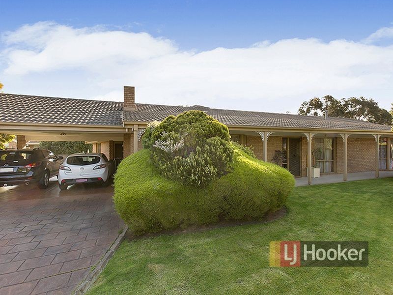 82 Lakeview Avenue, Rowville VIC 3178