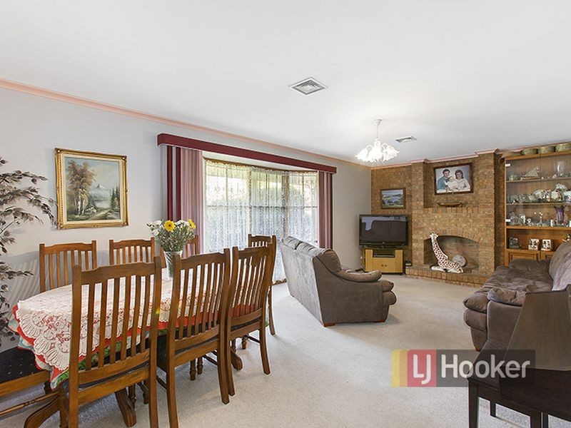 82 Lakeview Avenue, Rowville VIC 3178