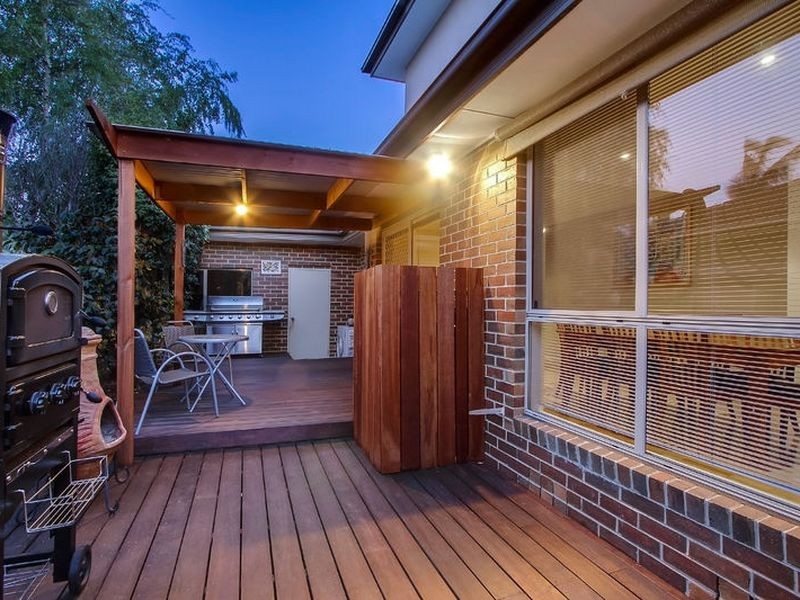 2/7 Deschamp Crescent, Rowville VIC 3178