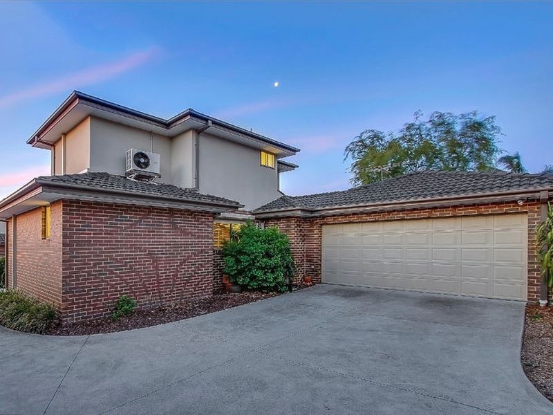 2/7 Deschamp Crescent, Rowville VIC 3178