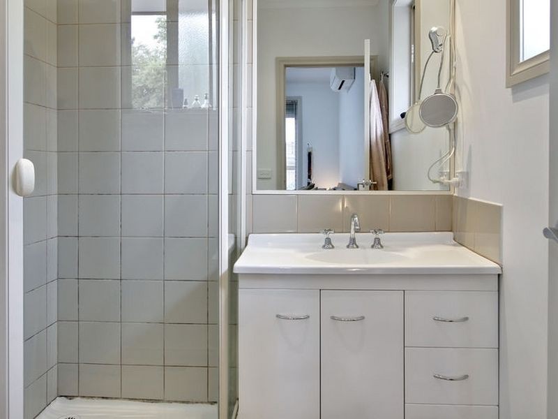 2/7 Deschamp Crescent, Rowville VIC 3178