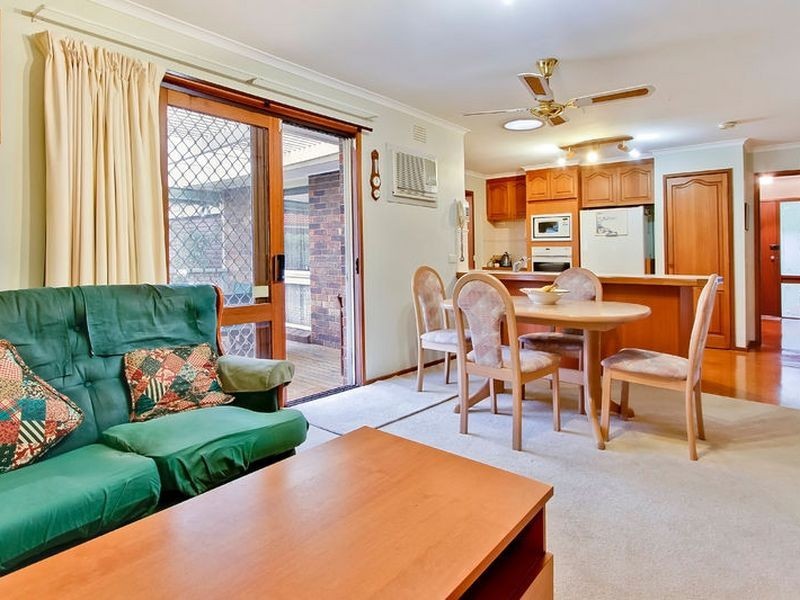 62 Wallace Road, Wantirna South VIC 3152