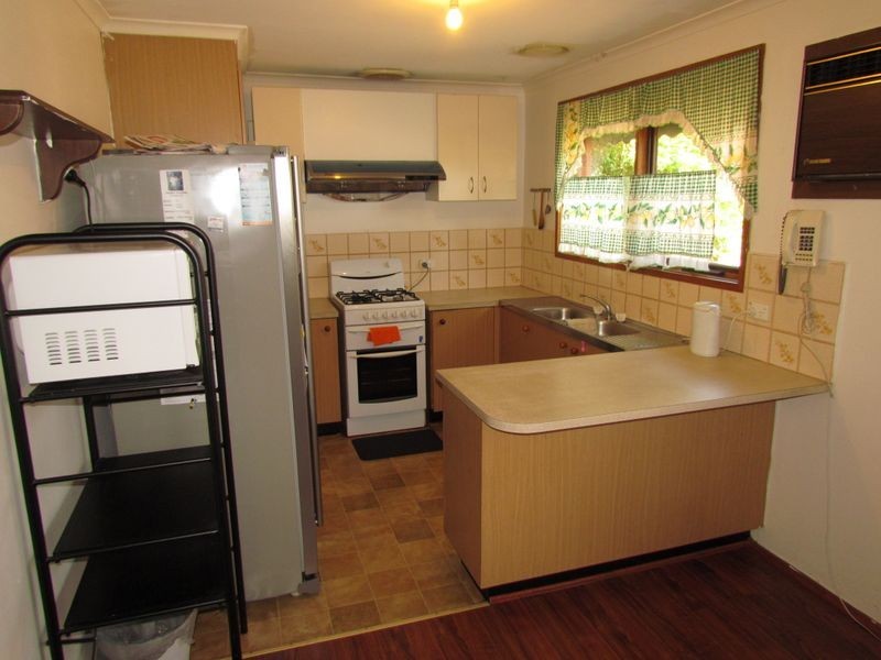 12 Spruce Drive, Rowville VIC 3178