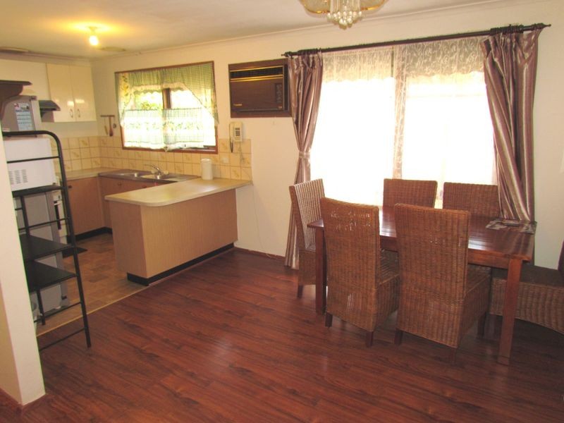 12 Spruce Drive, Rowville VIC 3178