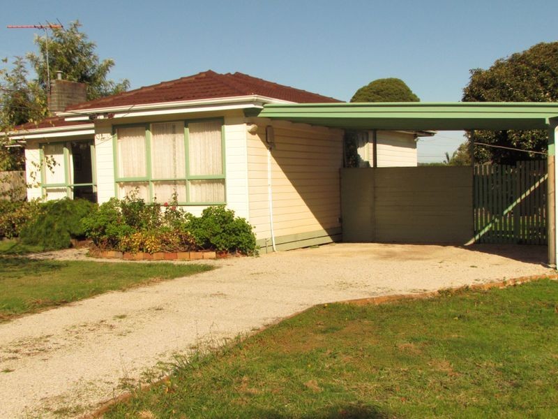 1 Laura Road, Knoxfield VIC 3180