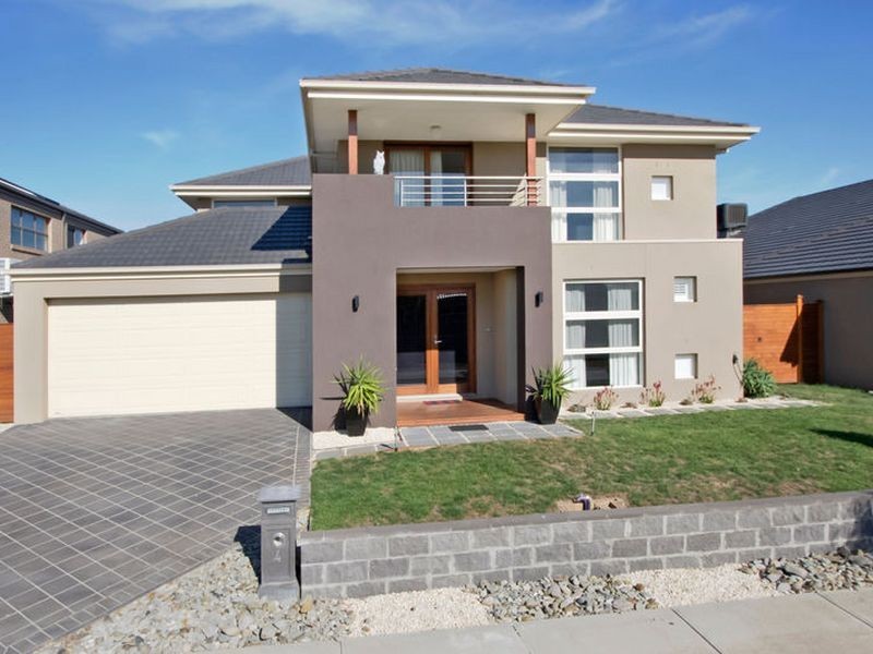 4 Prosperity Avenue, Cranbourne North VIC 3977