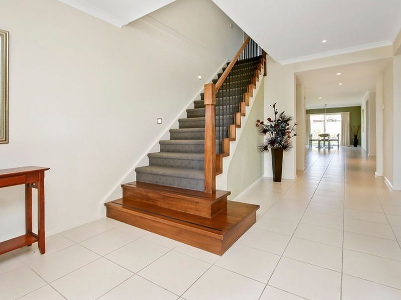 4 Prosperity Avenue, Cranbourne North VIC 3977