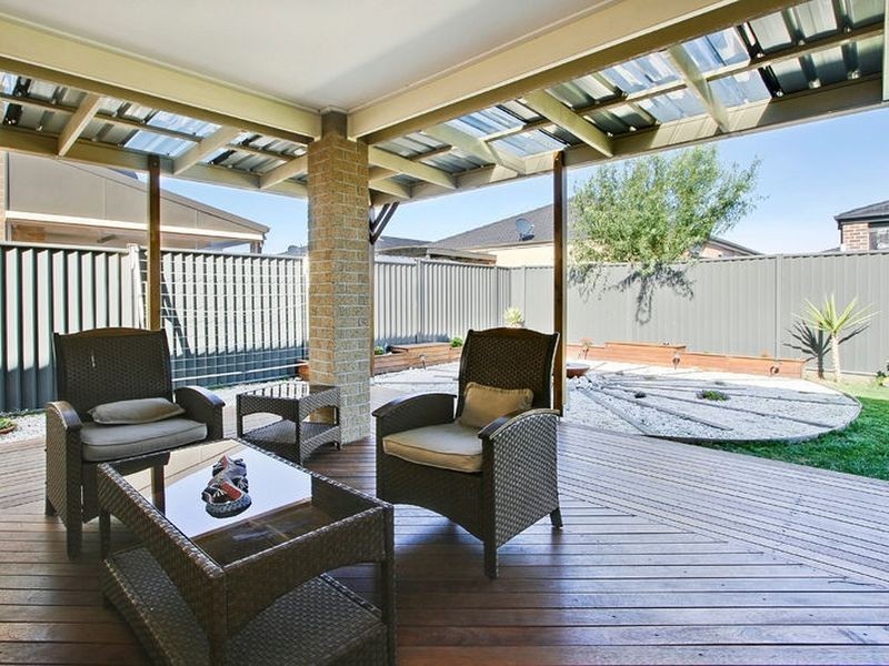 4 Prosperity Avenue, Cranbourne North VIC 3977