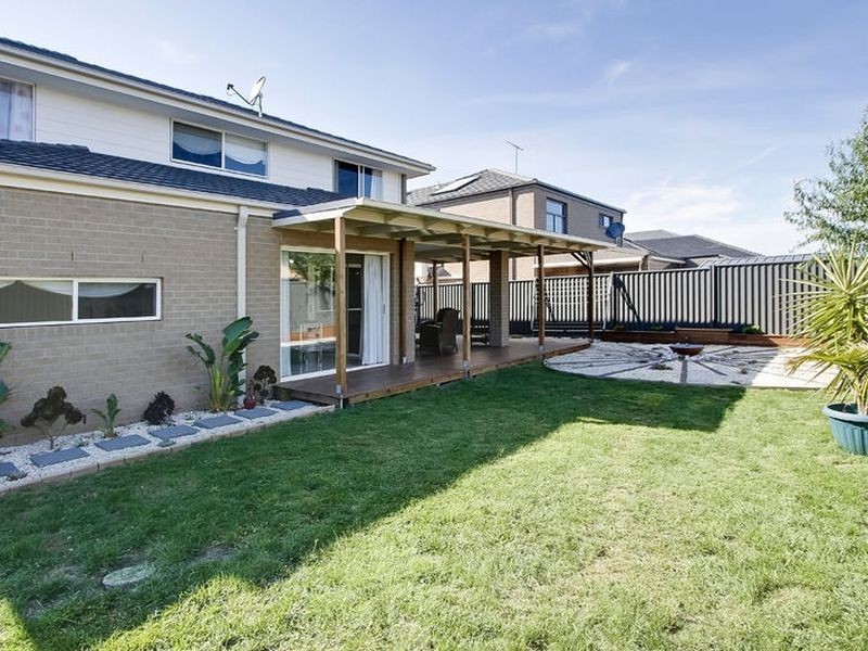 4 Prosperity Avenue, Cranbourne North VIC 3977