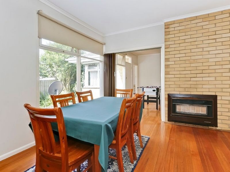 58 Panoramic Grove, Glen Waverley VIC 3150