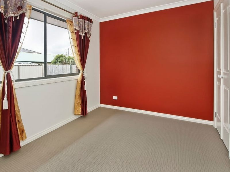 2/3 Fourth Avenue, Rowville VIC 3178