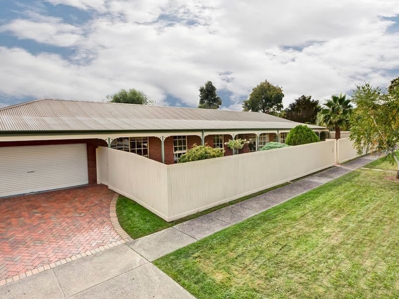 22 Palmerston Road, Lysterfield VIC 3156