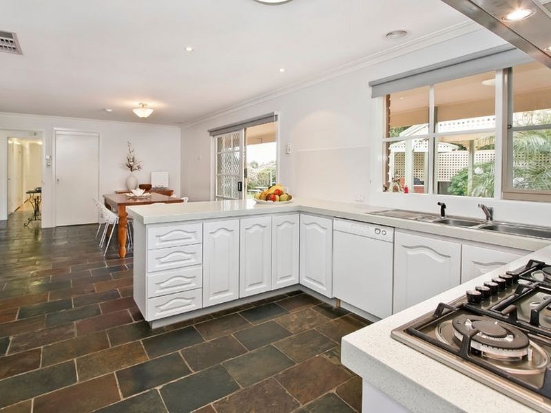 22 Palmerston Road, Lysterfield VIC 3156