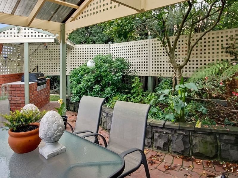 22 Palmerston Road, Lysterfield VIC 3156