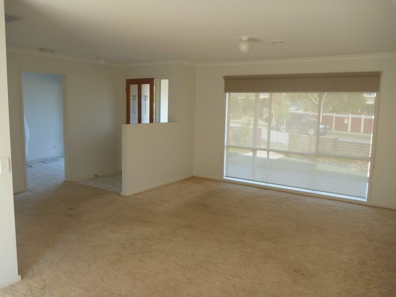 21 Pia Drive, Rowville VIC 3178