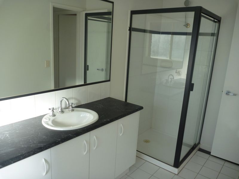 21 Pia Drive, Rowville VIC 3178