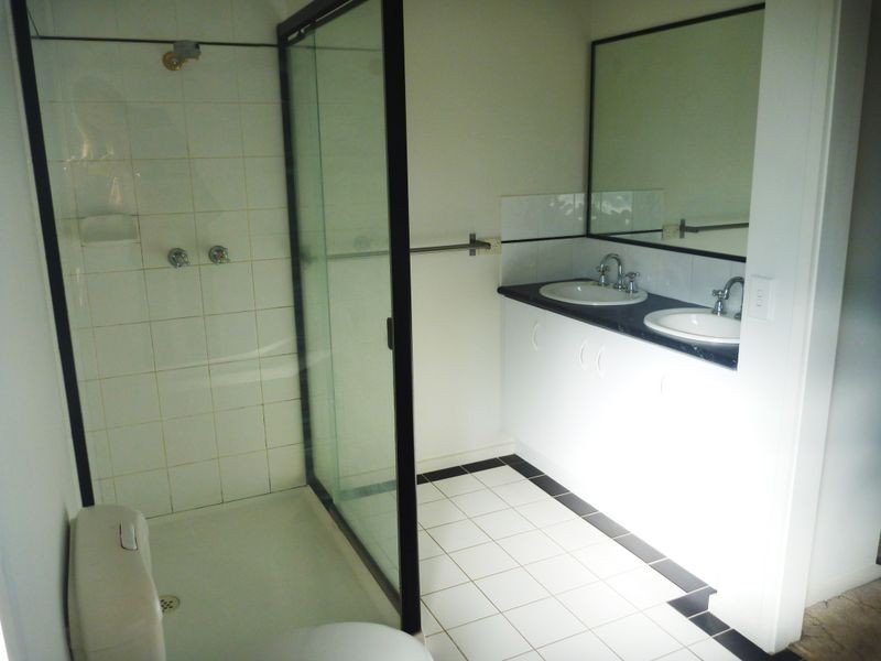 21 Pia Drive, Rowville VIC 3178