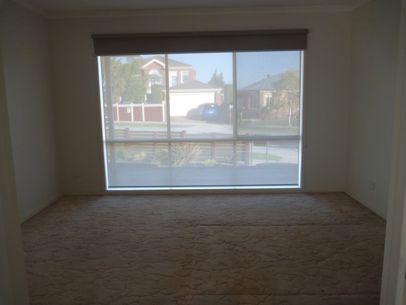 21 Pia Drive, Rowville VIC 3178