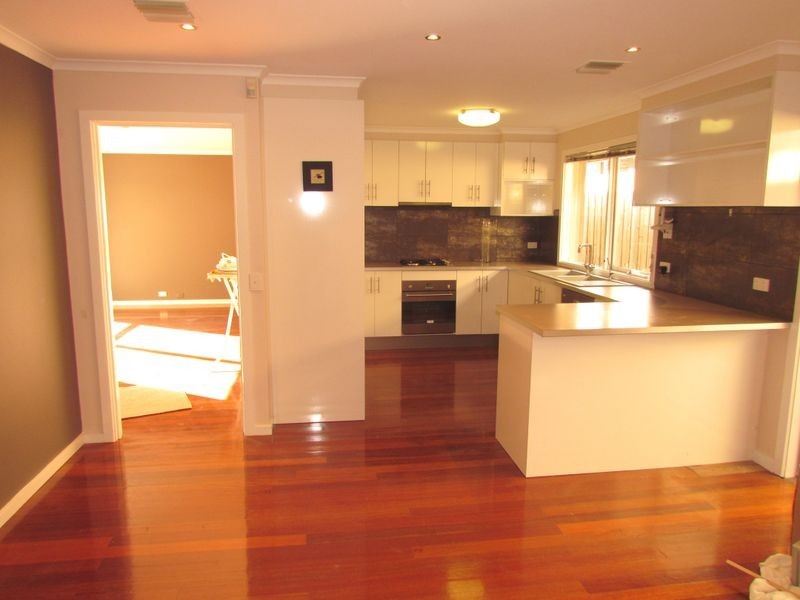 1 Watson Close, Rowville VIC 3178