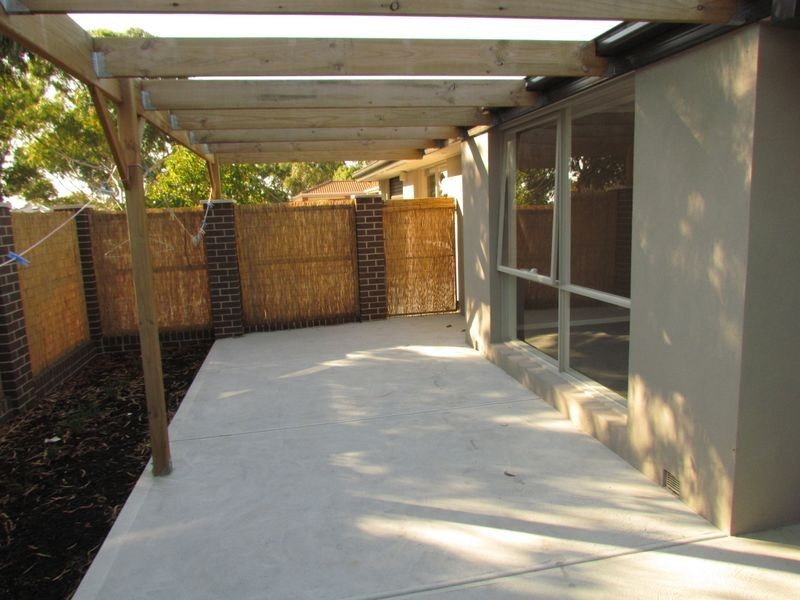 1 Watson Close, Rowville VIC 3178