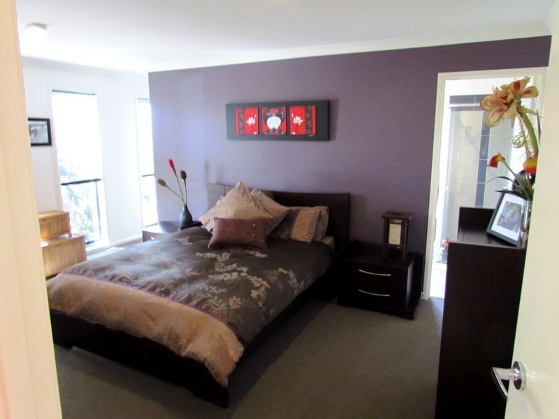 8 Greenaway Terrace, Cranbourne East VIC 3977