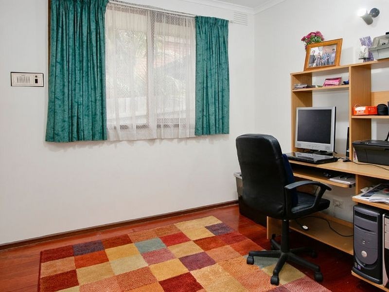 17 Ashby Drive, Dandenong North VIC 3175