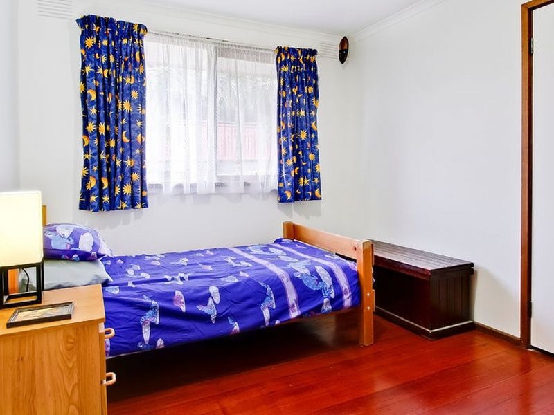 17 Ashby Drive, Dandenong North VIC 3175