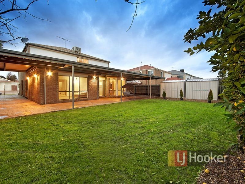 8 Huntingdale Court, Rowville VIC 3178