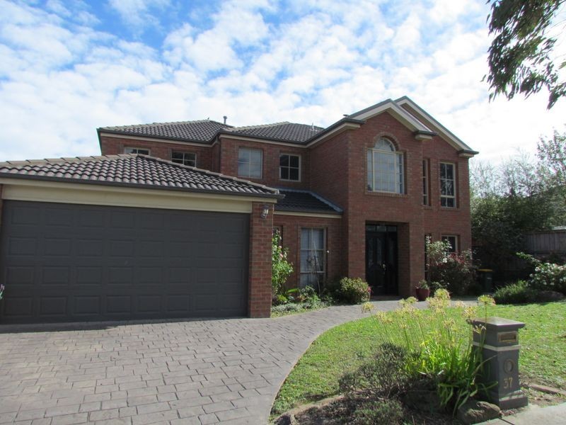 37 Sovereign Crest Boulevard, Rowville VIC 3178
