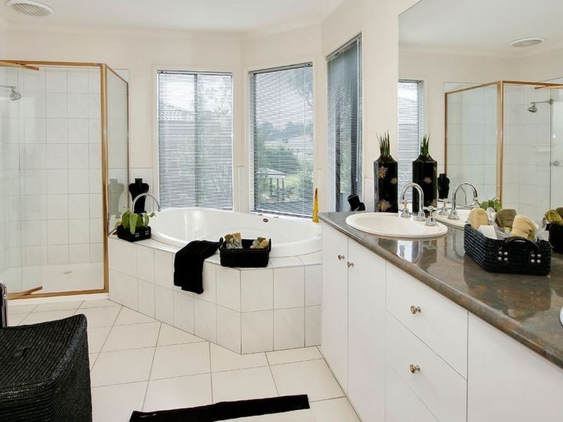 24 Ashbrook Close, Rowville VIC 3178