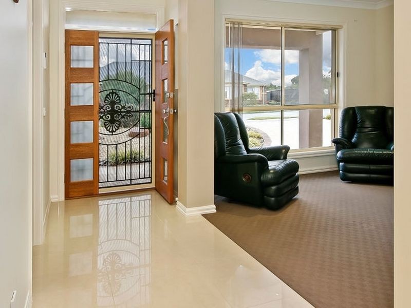 22 Aylmer Road, Lynbrook VIC 3975