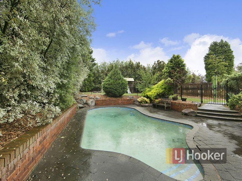 45 Stamford Crescent, Rowville VIC 3178