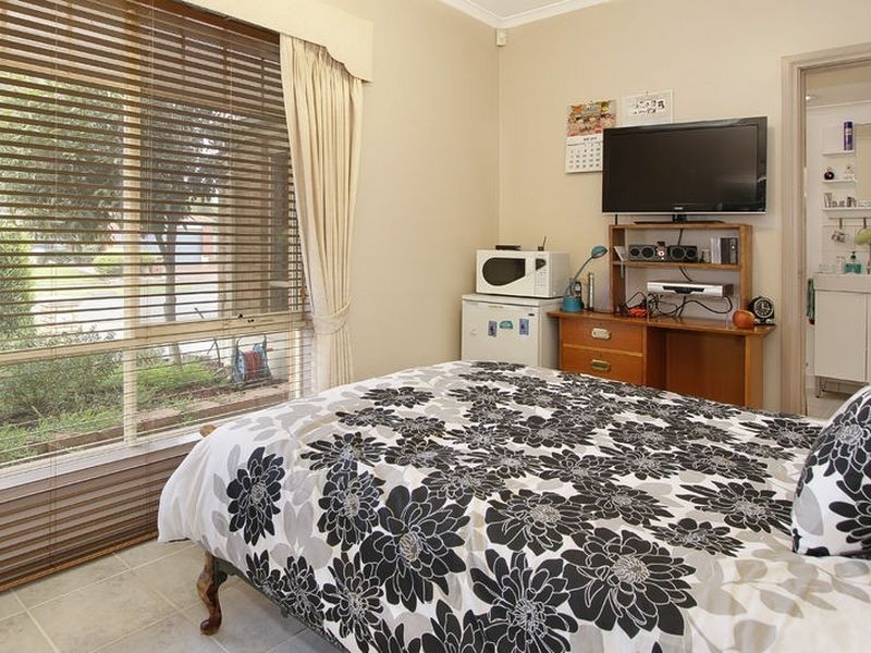 14 Tanglewood Road, Rowville VIC 3178