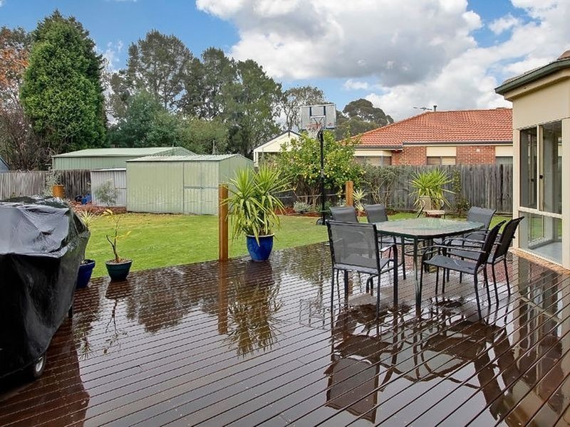 14 Tanglewood Road, Rowville VIC 3178