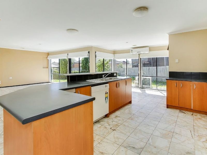7 Kilcatten Rise, Rowville VIC 3178