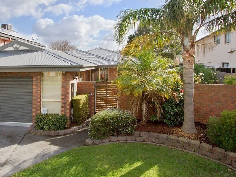 5 Moama Place, Rowville VIC 3178