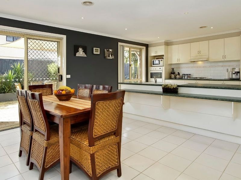 5 Moama Place, Rowville VIC 3178