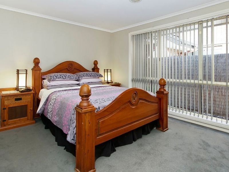 5 Moama Place, Rowville VIC 3178