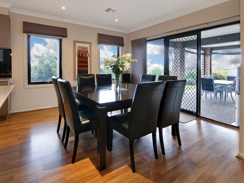 2 Skyline Way, Lysterfield VIC 3156