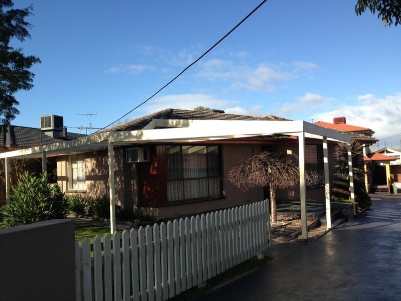 1 9 Fifth Avenue, Rowville VIC 3178